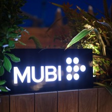 劇場と配信を両立させるロンドン企業MUBI、10億ドルの企業評価でインディーズ映画の台風の目に 画像