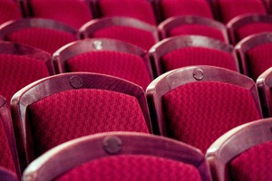 2025年映画産業、『鬼滅』『国宝』で興収は歴代最高も「観客動員」は2019年に届かず 画像