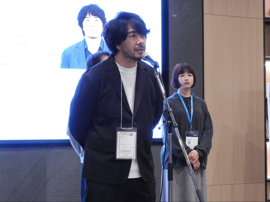 藤元明緒（監督）