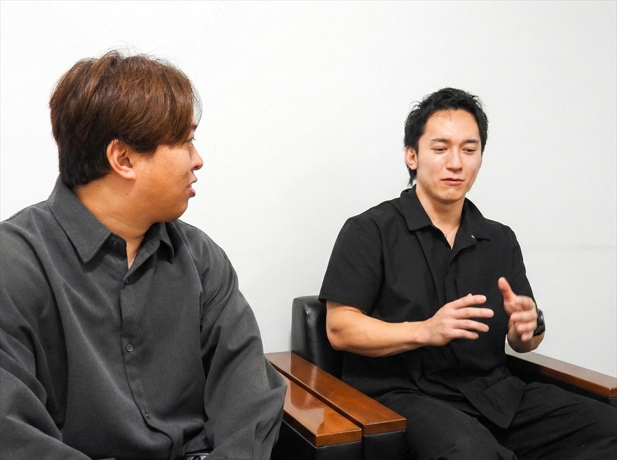 左：吉村氏、右：鈴木秀氏