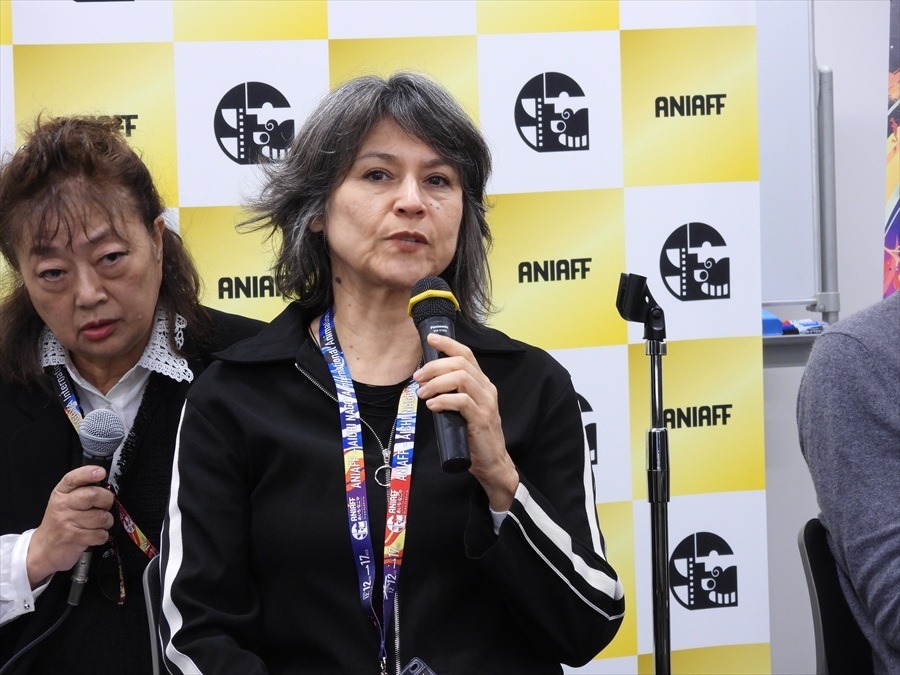 タニア・アナヤ監督