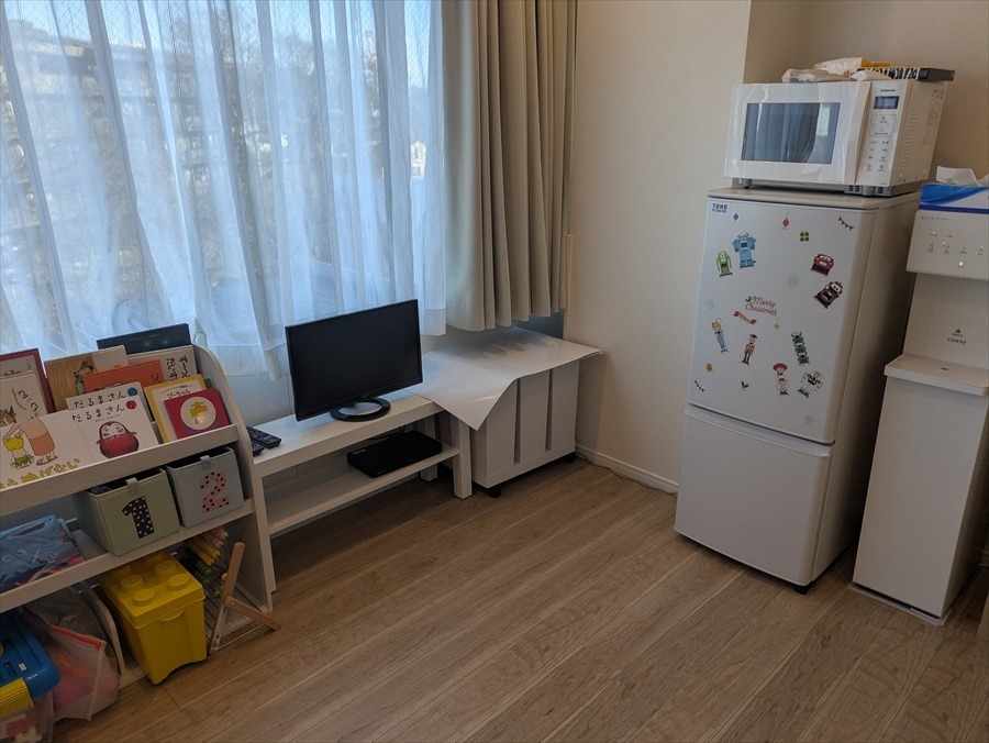 東宝スタジオ内託児所「Lullabee」