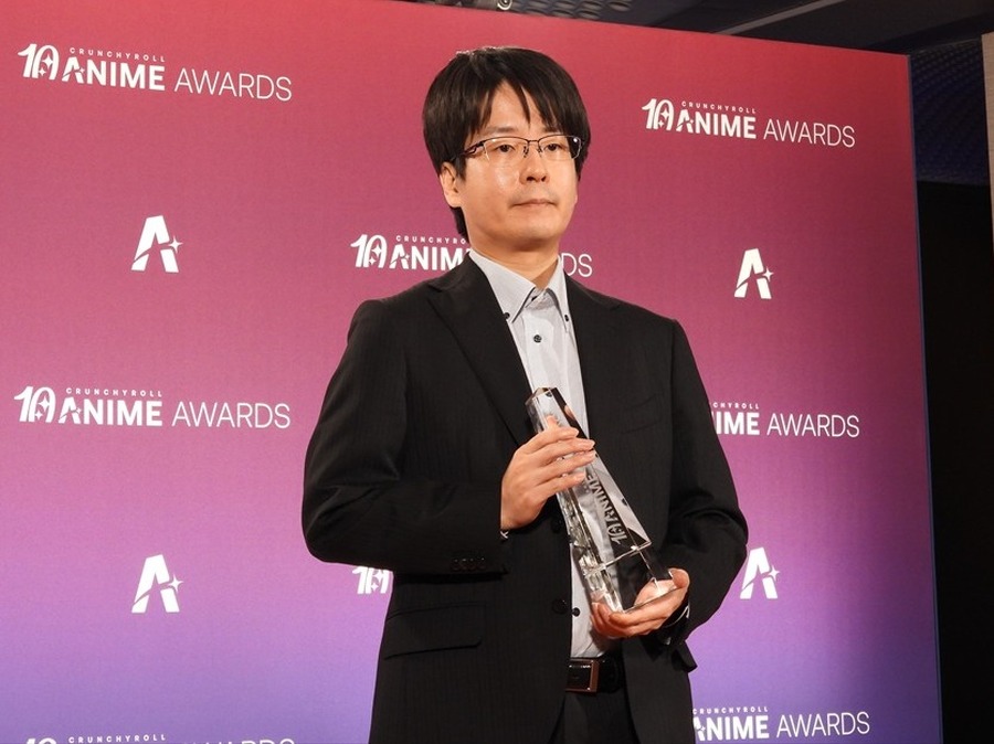 菅沼芙実彦監督