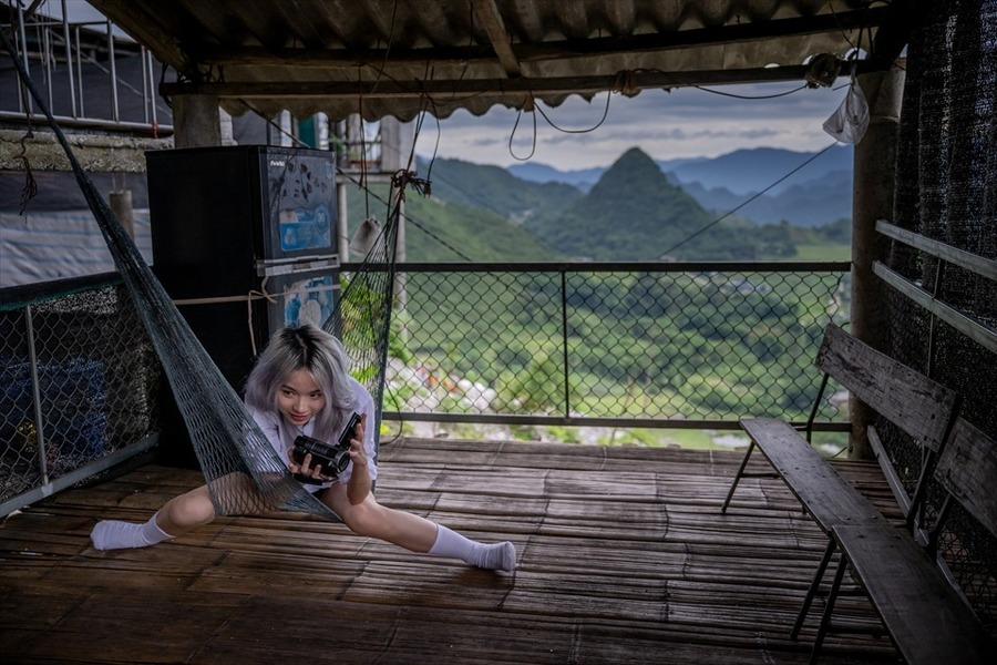 Title : The Saddest Stories on Earth   © Sven Zellner - OKIA Hanoi film production