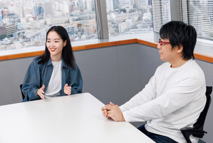 AIは「使うかどうか」から「どう使うか」へ――松浦シゲキ×ハヤカワ五味が語る、AI時代こそInter BEEで人に会うべき理由