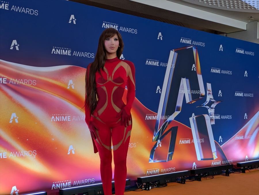 プラスティーク・ティアラ