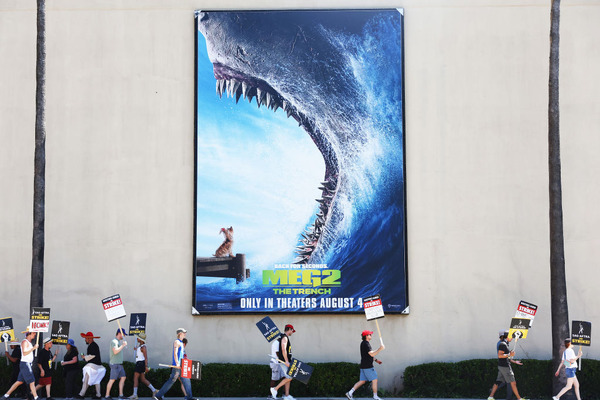 解決遠のくハリウッドストライキ…映画祭参加バイヤーにも様々な影響が予想される【8/17】ハリウッドストライキまとめ 画像