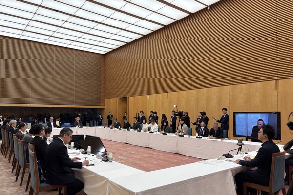 コンテンツ支援の一元化は進展したか？是枝監督は業界の努力も必要と強調。第2回コンテンツ産業官民協議会が5カ月ぶりに開催 画像