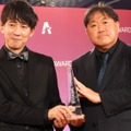 左：寺尾優一、右：外崎春雄監督