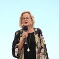 Wendy Mitchell氏