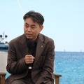 柳井康治氏