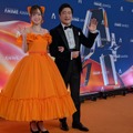 天城サリー、ジョン・カビラ