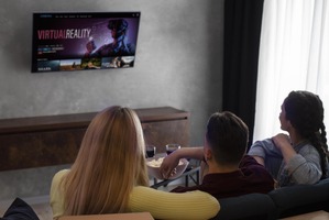 【2023年動画配信市場予測】無料広告型テレビ「FAST」が急成長、2027年には収益120億ドル規模へ──英Omdia 画像