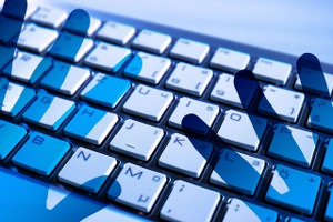 ディズニーが7月の内部情報流出を受け、社内コミュニケーションでSlack使用を中止へ 画像