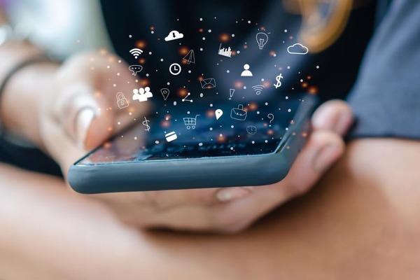 【Omdia調査】縦型ショートドラマのモバイル視聴時間がNetflixを凌駕。2026年の世界市場規模は140億ドルへ 画像