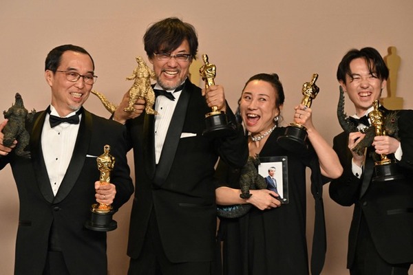 視覚効果賞でオスカー受賞の『ゴジラ-1.0』　神木隆之介、浜辺美波らもSNSで祝福 画像