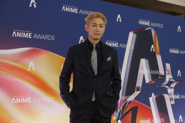 【クランチロール・アニメアワード2025】松岡茉優、ディーン・フジオカら豪華ゲストが来場、オレンジカーペットを彩る【写真】 画像