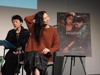 クロエ・ジャオ監督