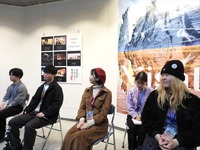 左から、竜崎彩威プロデューサー、うったまー監督、プ・ピョジョン監督、イ・サシャ監督