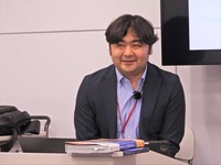 天山エルファン氏