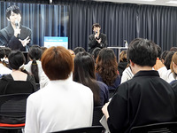 代々木アニメーション学院とFRACTALが業務提携。梶裕貴氏の音声AI「そよぎフラクタル」を声優教育に活用