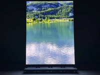 可搬式LEDパネルで投影した風景映像の一例。2面の常設でよりフレキシブルな撮影が可能に。（※写真は1面分での投影）