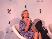Daniela Elstner氏