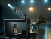 DJI、映像伝送システム「SDR Transmission 2」を発表。DCI 4K/60fps・遅延35ms・最大4km伝送に対応