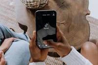 TikTok、映画スタジオ向けに新たなマーケティング機能を展開