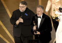 『ギレルモ・デル・トロのピノッキオ』でアカデミー賞を受賞したデル・トロ監督 Photo by Kevin Winter/Getty Images